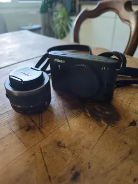 Nikon J1 + optique