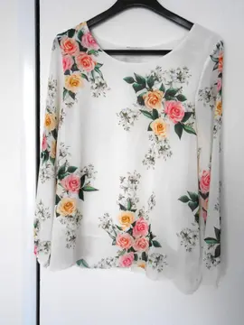 Très joli haut/chemisier/tunique en Voile à Fleurs T40