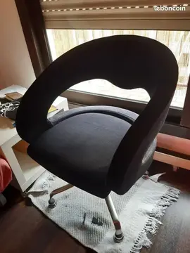 Fauteuil tournant en tissu noir
