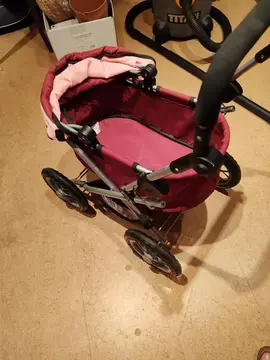 poussette poupée