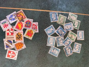 lots Pasteur et armoiries