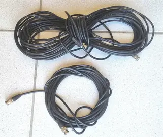 PLUSIEURS METRES DE CABLE COAXIAL (cable TV)