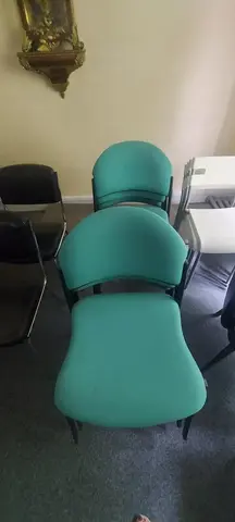 6 chaises vertes
