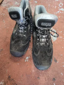 chaussures de sécurité t44