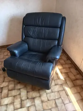 fauteuil cuir noir vibromassant