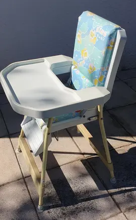 Chaise haute enfant
