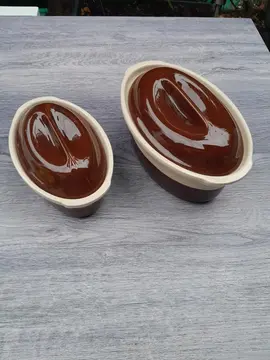 2 petites terrines.