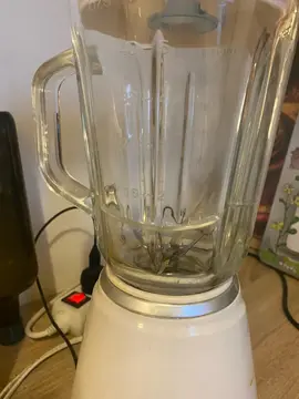 mixeur avec grosse fissure