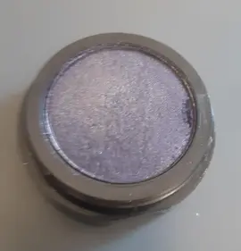 fard à paupieres violet Agnes B