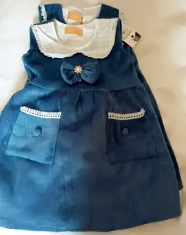 Deux robes d'enfant