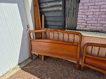 cadre de lit possibilité avec un sommier tapissier