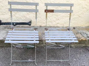 Chaises en métal à rénover