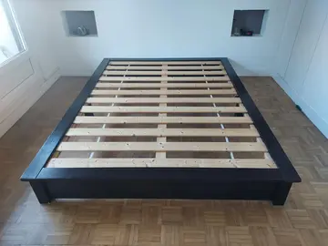 Lit en bois pour matelas 140 x 190