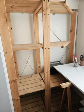 Étagère Ikea bois