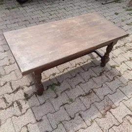 Table basse en bois massif