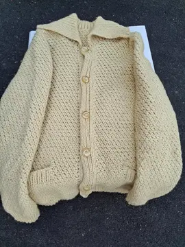 veste tricoté mains