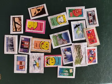lot 20 timbres 2022..