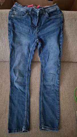 jeans taille 36/38