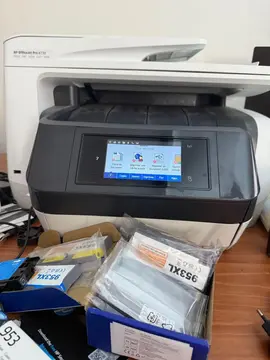 Donne imprimante HP 8730 jet d'encre multi-fonction