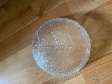 URGENT Petit saladier décor feuille diamètre 18 cm