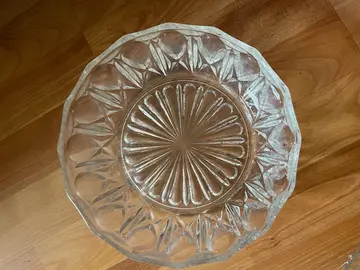 URGENT Plat rond épais diamètre 20,5 cm