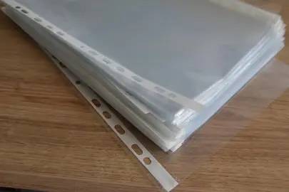 Pochettes plastiques avec ouverture sur le côté