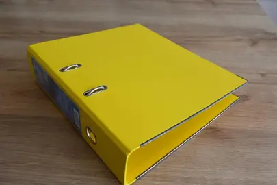 Classeur à levier jaune