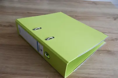 Classeur à levier vert