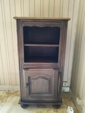Petit meuble de rangement