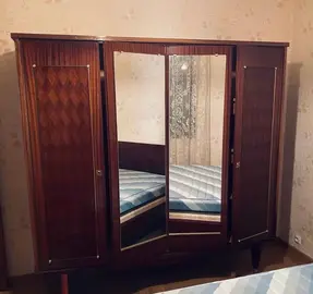 Armoire