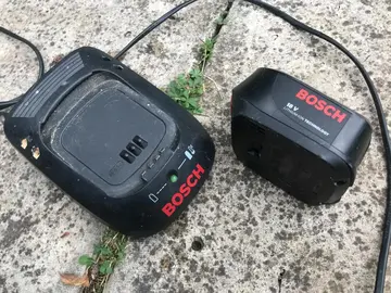 Batterie plus chargeur Bosch