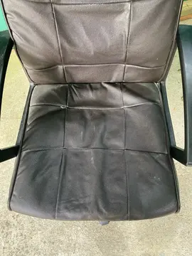 fauteuil à roulettes