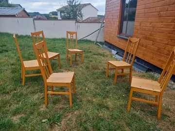 grande table et chaises IKEA