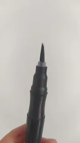 4 feutres brush
