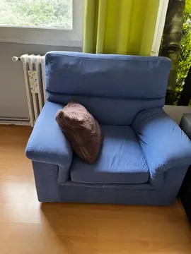 fauteuil micro fibre et bureau avec tablette coulissante