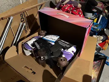 Paire de rollers 8/10 ans dans leur boîte
