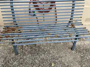 banc métallique