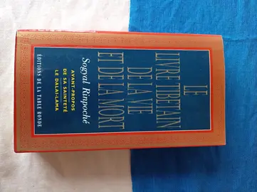 le livre tibétain de la vie et de la mort