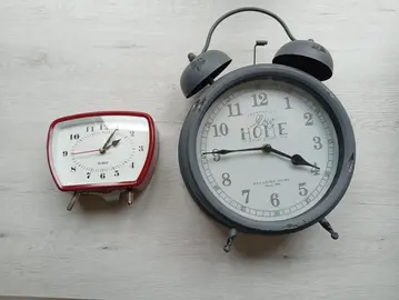 2 Réveil qui ne fonctionnent plus