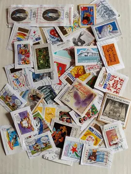 lot unique 40 timbres 20/07