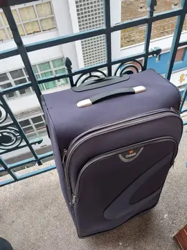 Grande valise à 2 roulettes