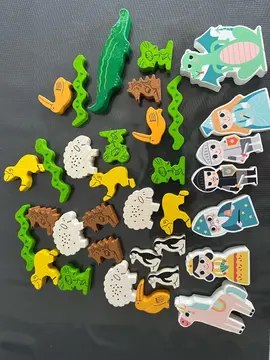personnages et animaux en bois