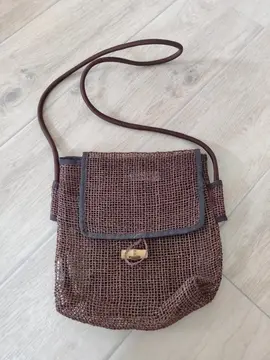 Sac bandoulière avec 2 poches intérieures TBE