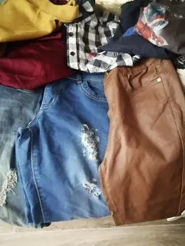 Vêtements fille TS et enfant 3 ans