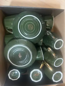 lot de 19 tasses + 2 sous tasses