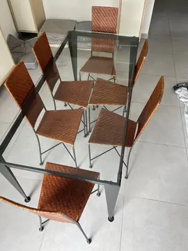 table et six chaises