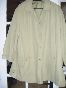 TRENCH T52