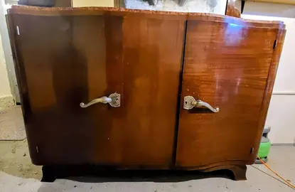 donne buffet bois Art Déco très bon état