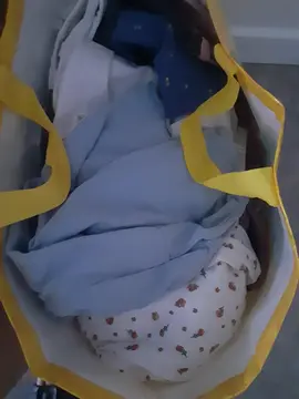 vêtements 13/14 ans ,baskets et divers