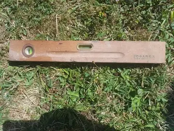 niveau en bois